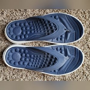 CROCS (Reviva by Crocs)